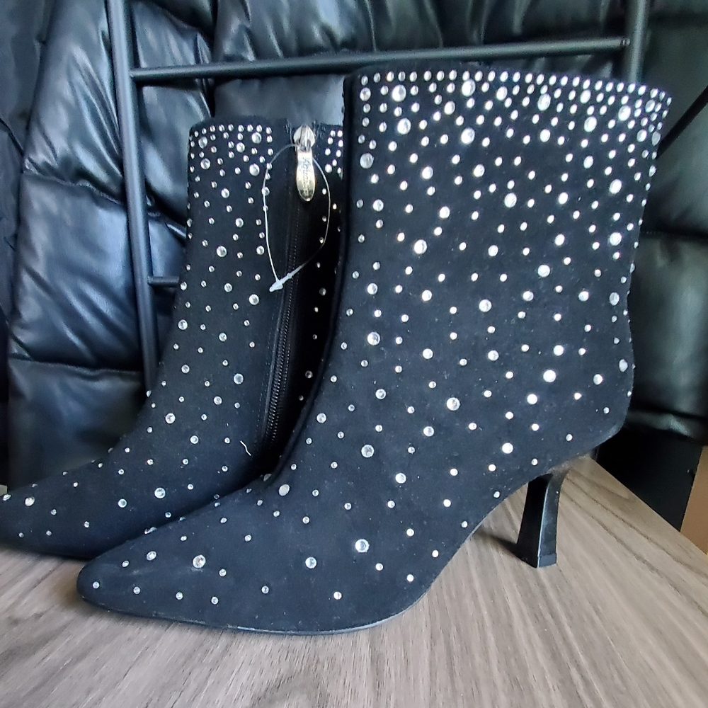 42. NWOT - AquaDiva Suede & Rinestone Ankle Boots